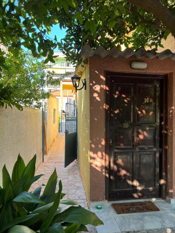 Cosy Guesthouse-Souterrain With Garden In City Center Corinth Екстериор снимка