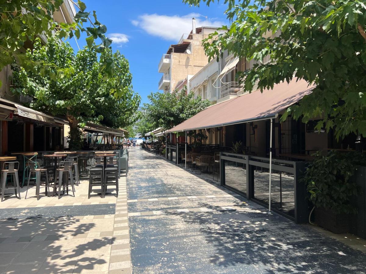 Cosy Guesthouse-Souterrain With Garden In City Center Corinth Екстериор снимка